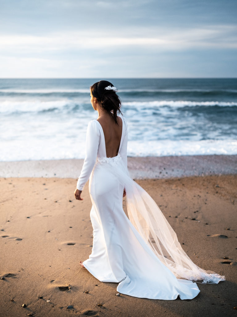 Robe de mariée dos nu coupe sirène